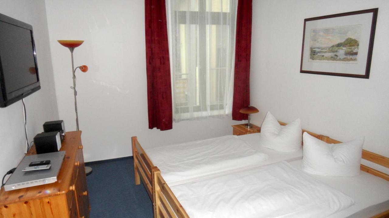 Ferienwohnung Am Ozeaneum Stralsund Exteriör bild